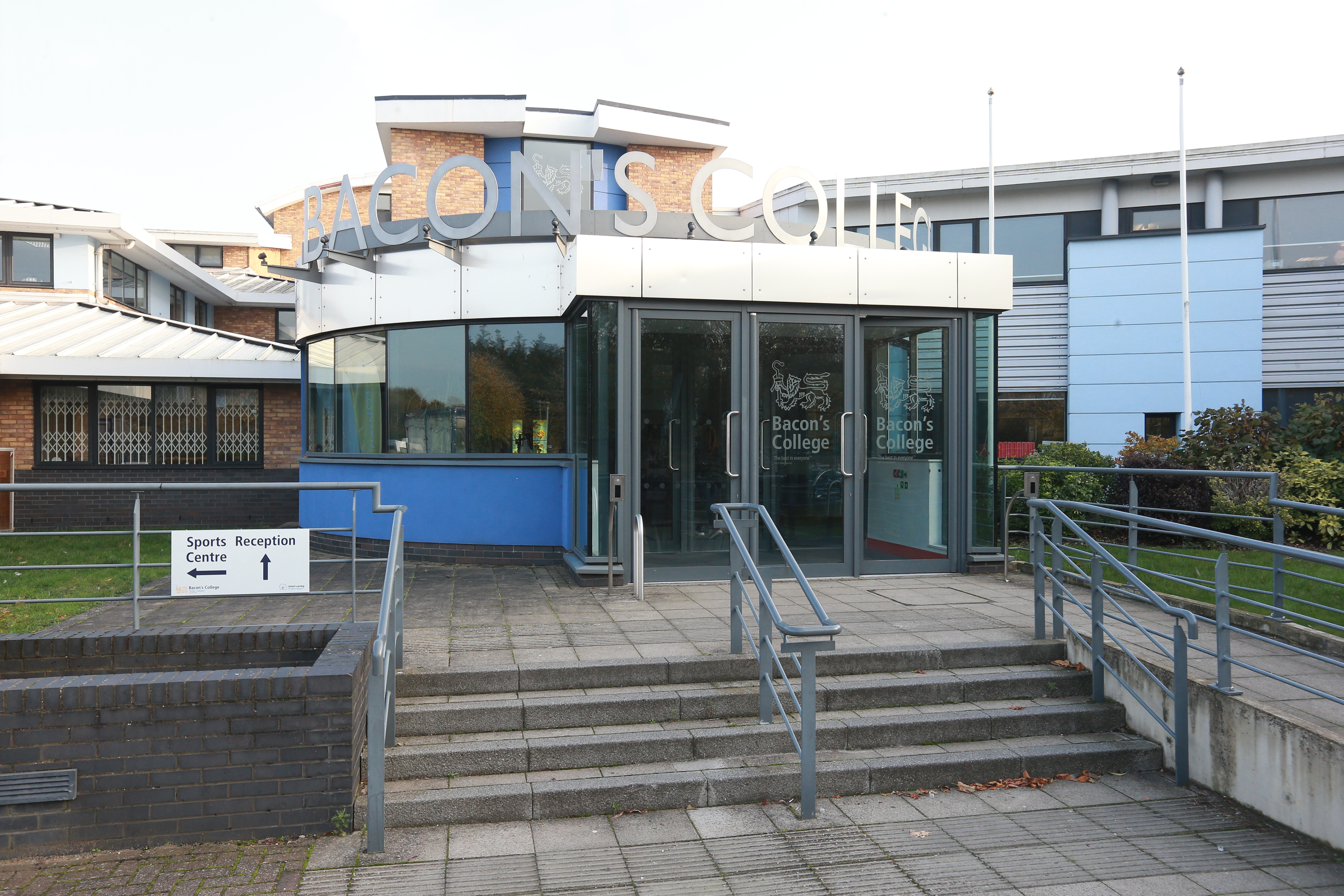 Welcome to Bacon's College